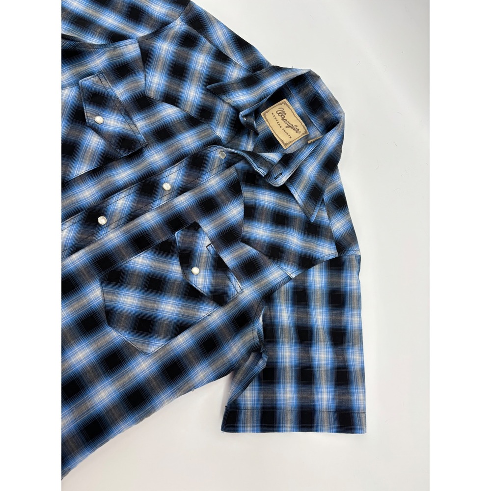 Wrangler Western Shirt Mens Small Blue Black Plaid Pearl Snap Short Sleeve Yoke